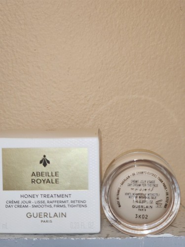 GUERLAIN ABEILLE Royale Honey Treatment Day Cream 7ml NIB - photo 4