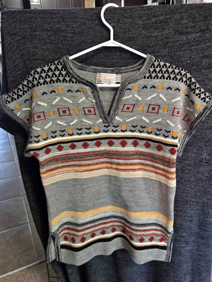 Vintage Donnkenny Geometric Knit Top Gray Multicolor Large