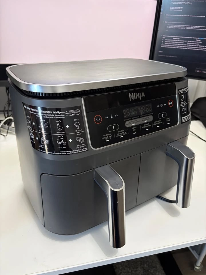 Ninja Foodi DualZone Air Fryer — Two Baskets, Barely Used - photo 2