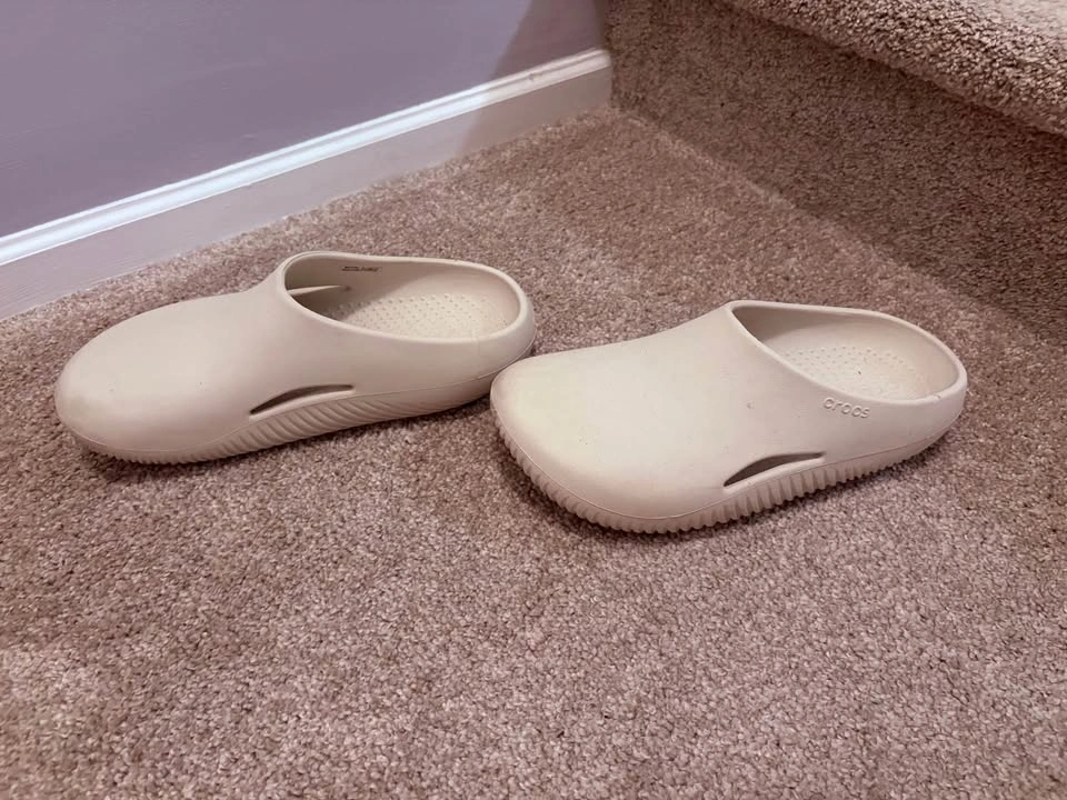 Crocs Mellow Recovery Clogs - photo 2