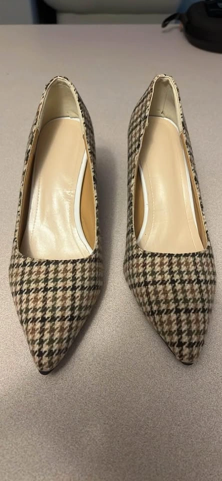 Women’s Heeled Elegant Shoes - 3 PAIRS! - photo 4