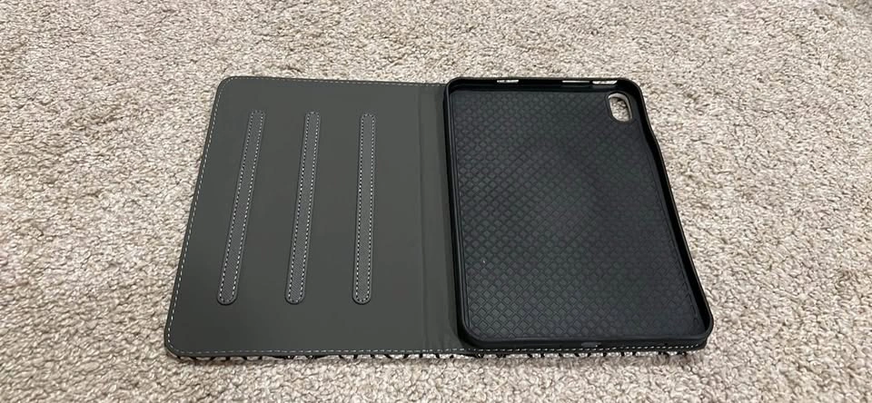 Ipad Mini Case, Three pcs, $40 for all! - photo 5