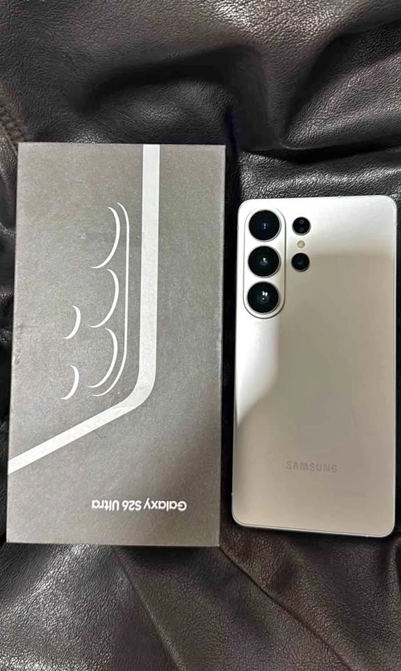 Samsung s26 ultra brand new 1tb