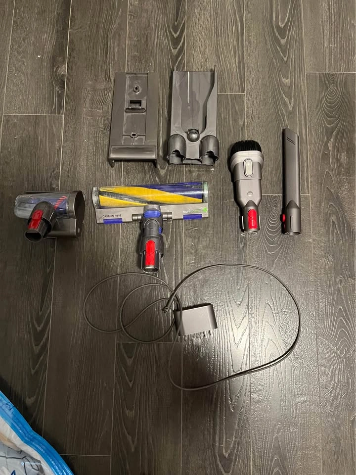 Dyson V15 Detect Cordless Vacuum - photo 2