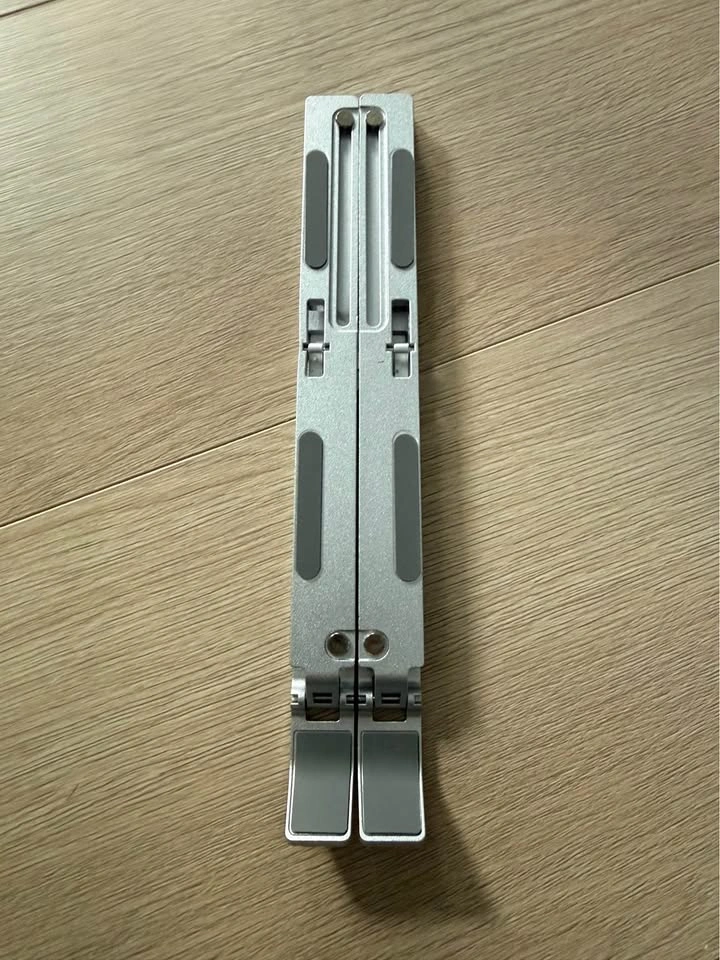 Silver Aluminum Laptop Stand - photo 2