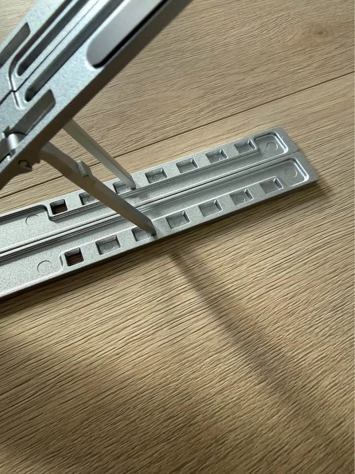 Silver Aluminum Laptop Stand - photo 3