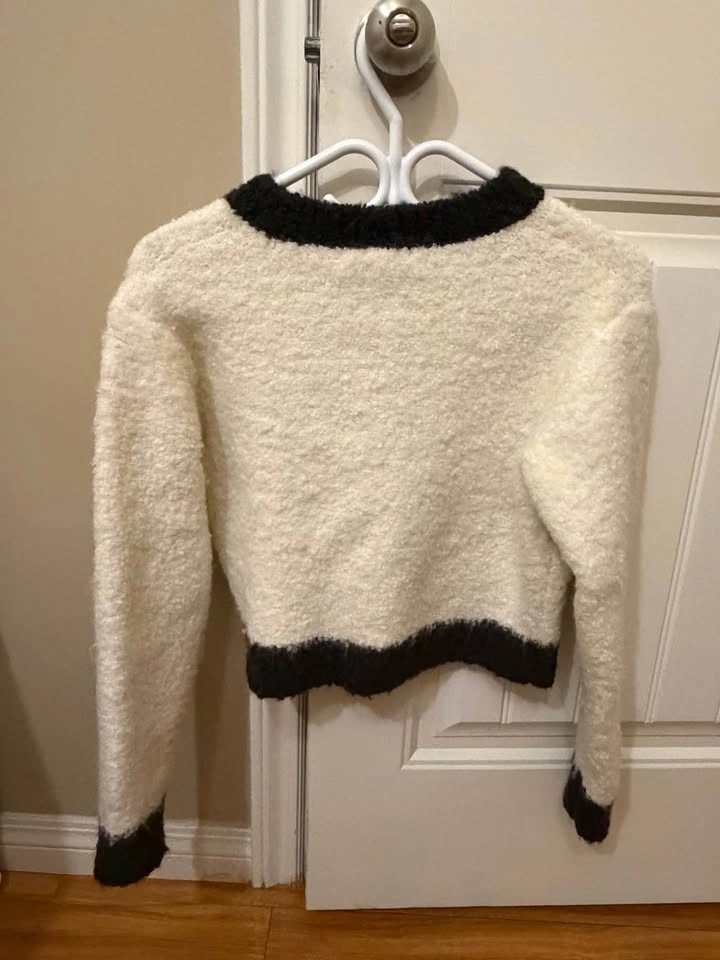 Sweater from couturist - photo 2