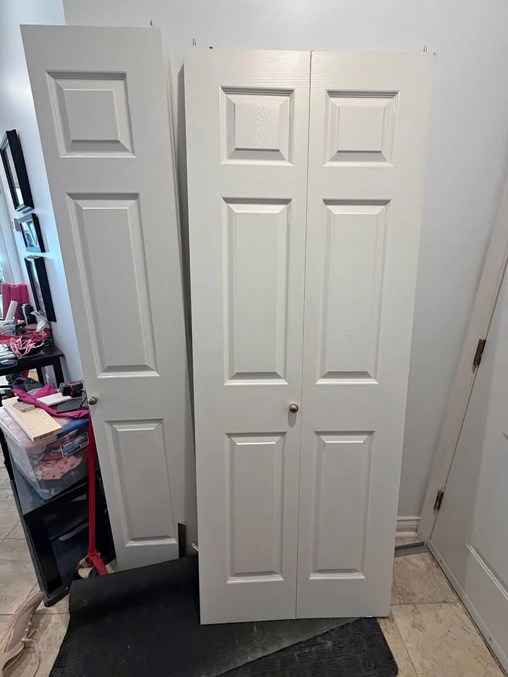 2 - Bifold Closet doors