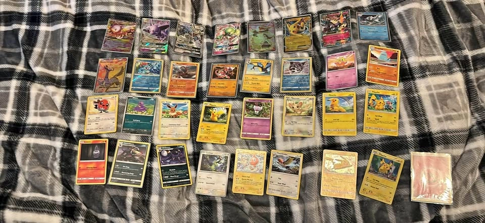 Pokémon Cards Lot