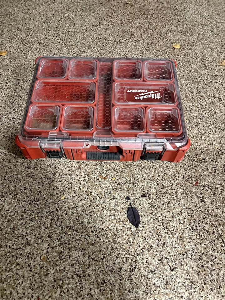 Milwaukee Packout 11 Compartment Portable Small Parts Organizer