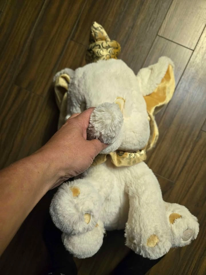 Disney Dumbo Plush - Rare - photo 2