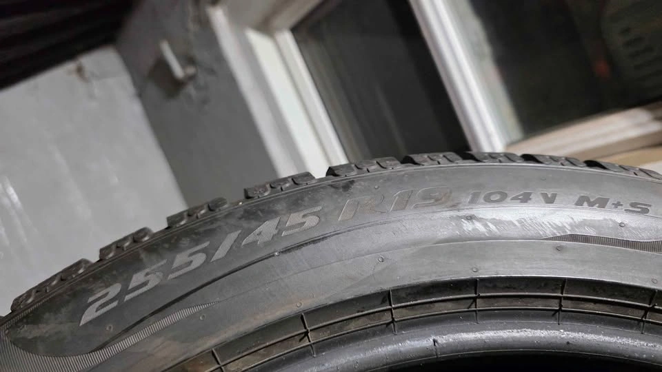 255 45 19 Pirelli P Zero Winter tires - photo 3