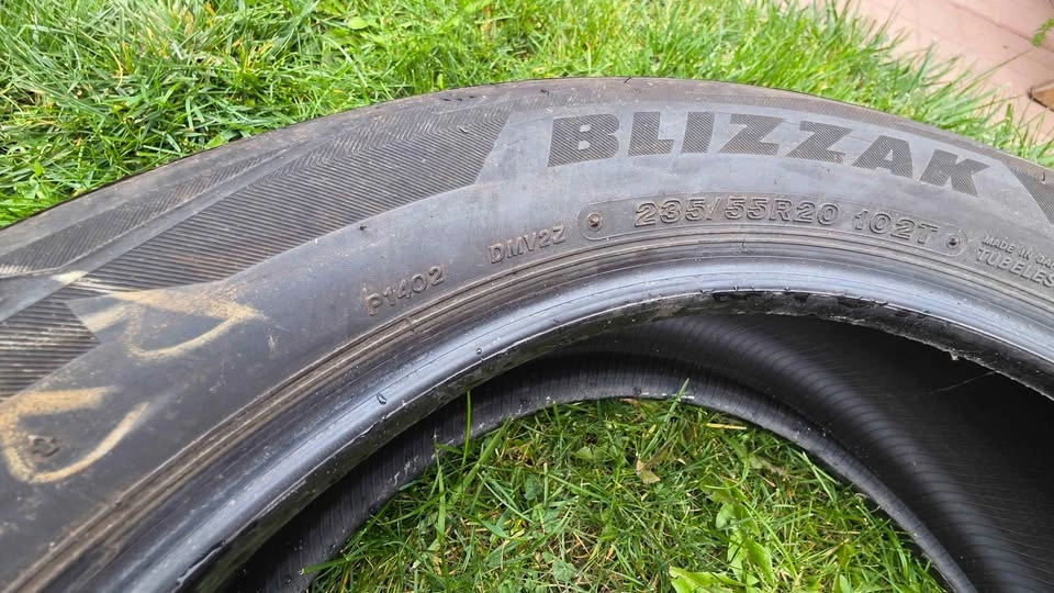 235 55 20 Bridgestone Blizzak - photo 4