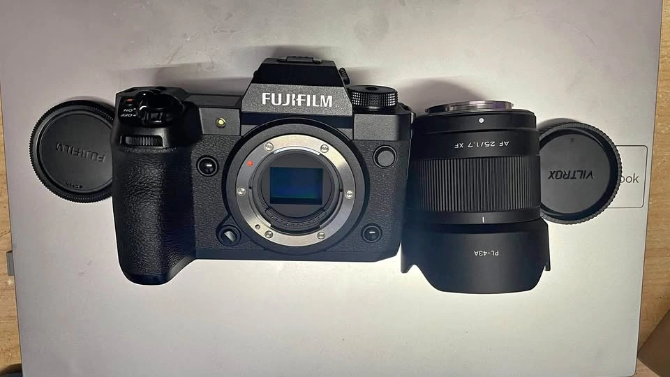 FUJIFILM XH2 body only