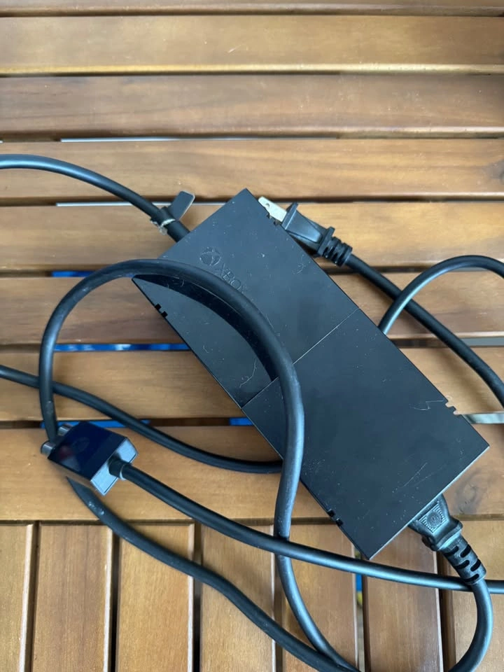 Xbox One 500GB – Original Console – Power Supply Included - photo 3