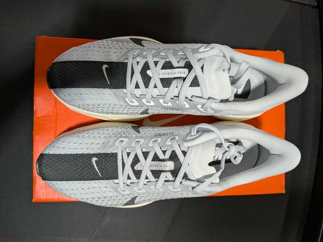 Women's Nike running shoes - photo 2