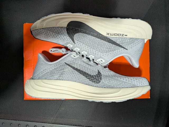 Women's Nike running shoes - photo 3
