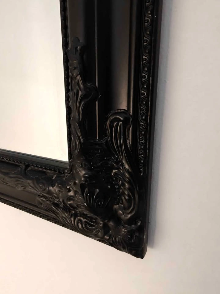 Black Wall Mirror - photo 2