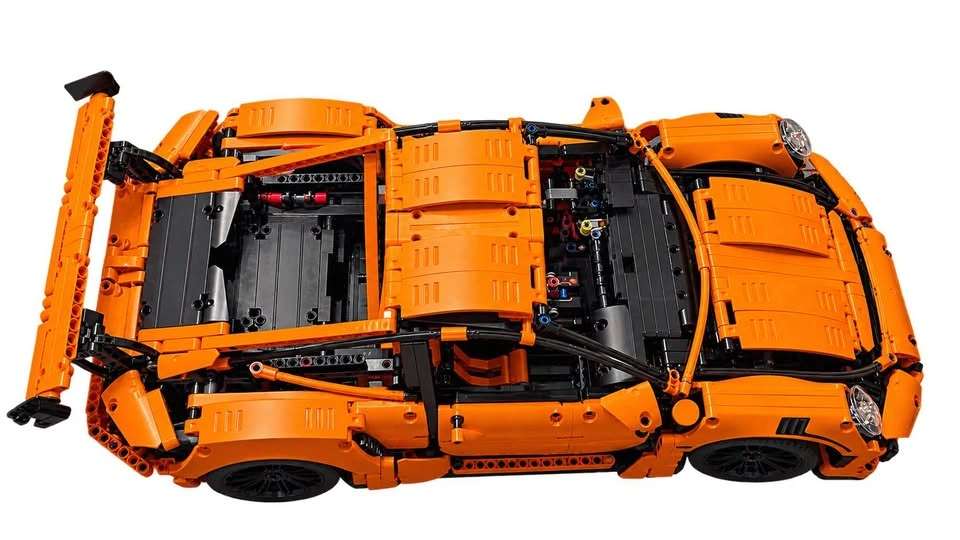 LEGO Technic Porsche 911 GT3 RS - photo 2
