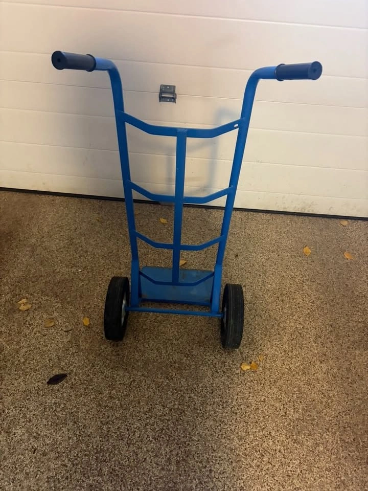 Mastercraft Heavy Duty Hand Truck / Moving Dolly with Pneumatic - photo 2