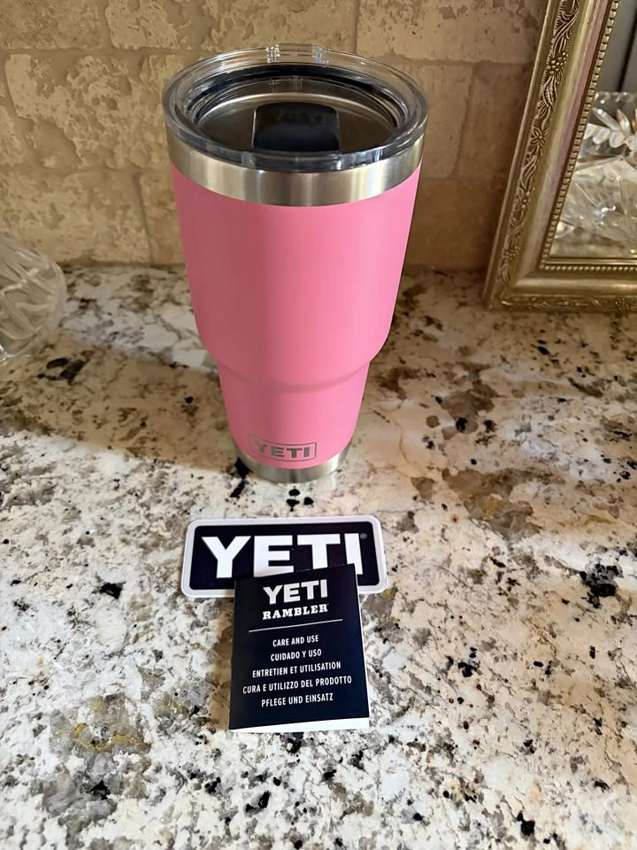Like New Yeti Rambler 887 ml | 30 oz Limited Edition Harbour Pin