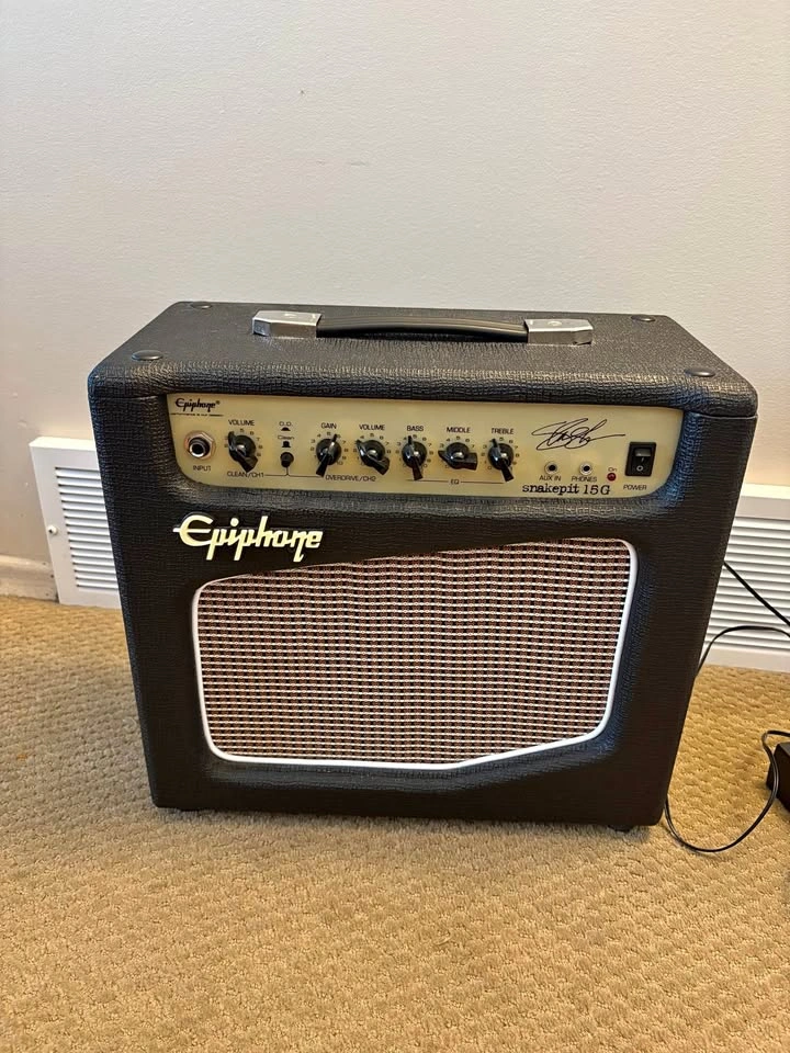 Epiphone Snakepit 15G Guitar Amplifier