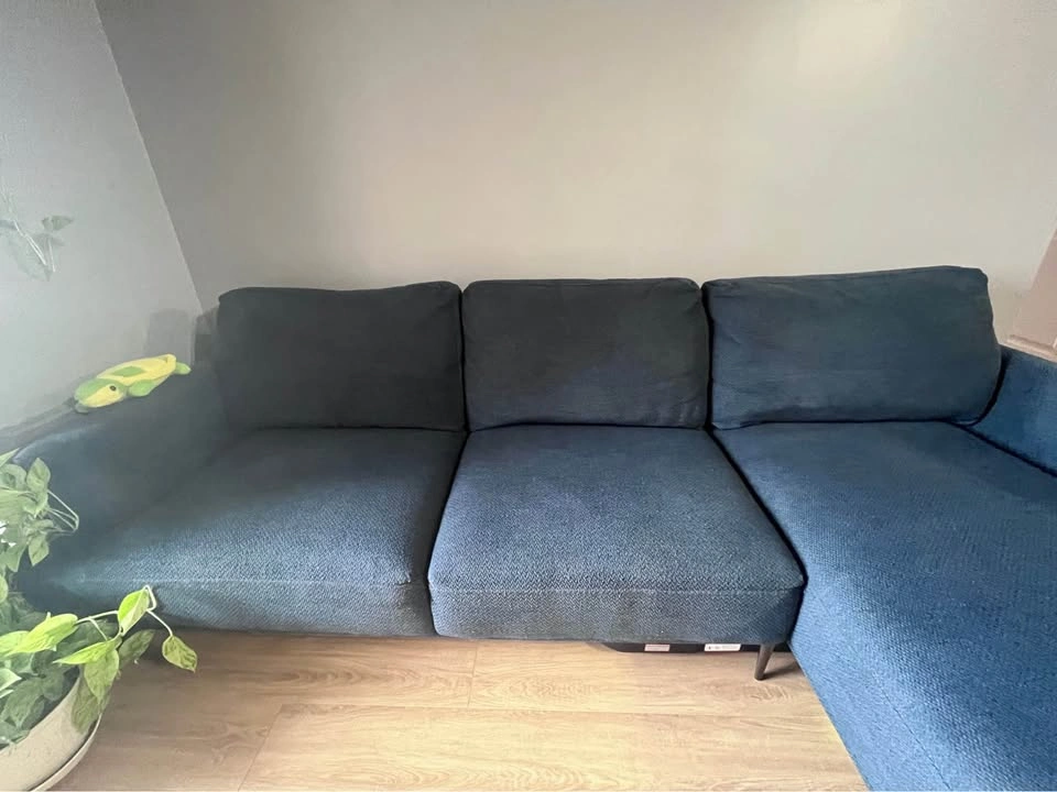 Structube Victor Contemporary Right-Facing Sectional Sofa - photo 4