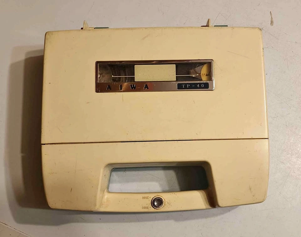 Aiwa TP-40 portable reel-to-reel tape recorder