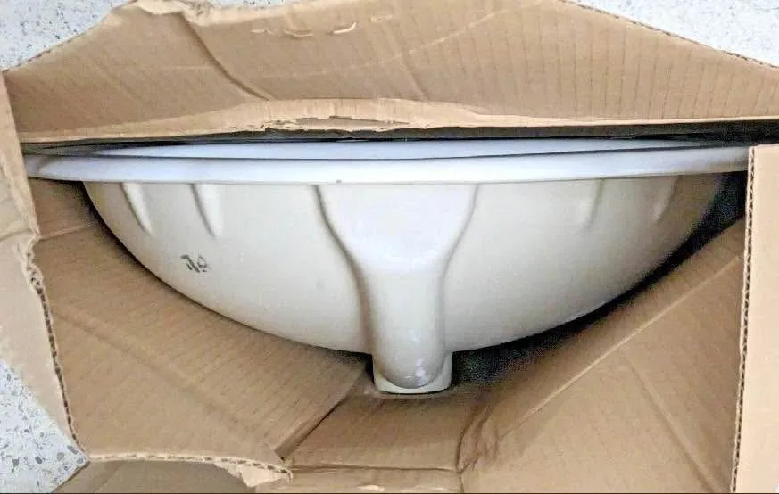 NEW $238 Ceralux Sunflower 8444W image indicator(3)