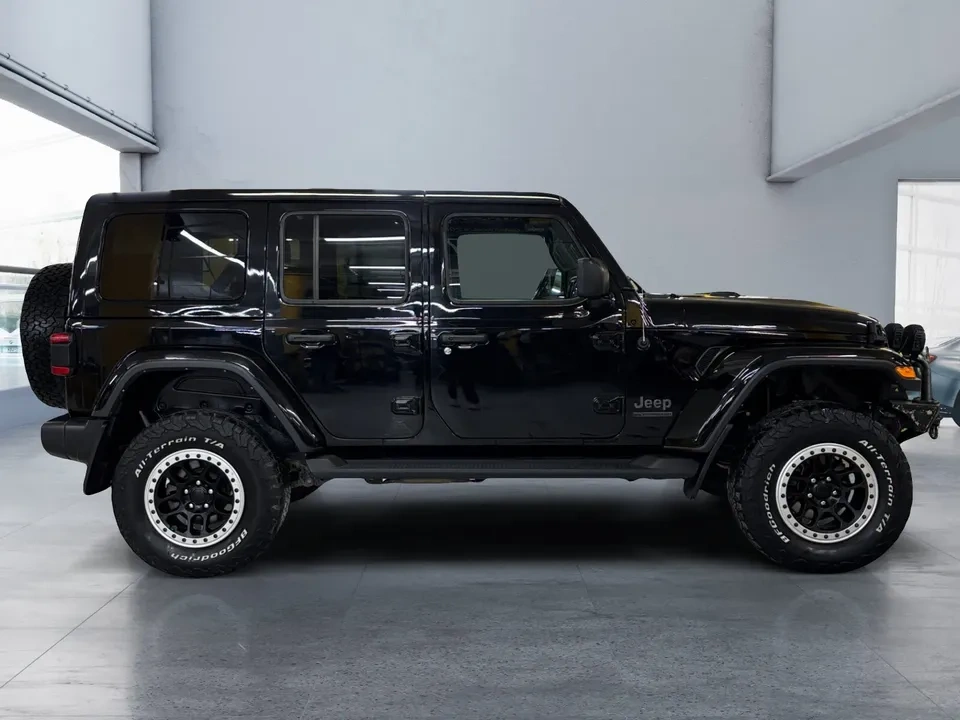 2021 Jeep Wrangler Unlimited Sahara 80th Anniversary 4x4 - photo 3
