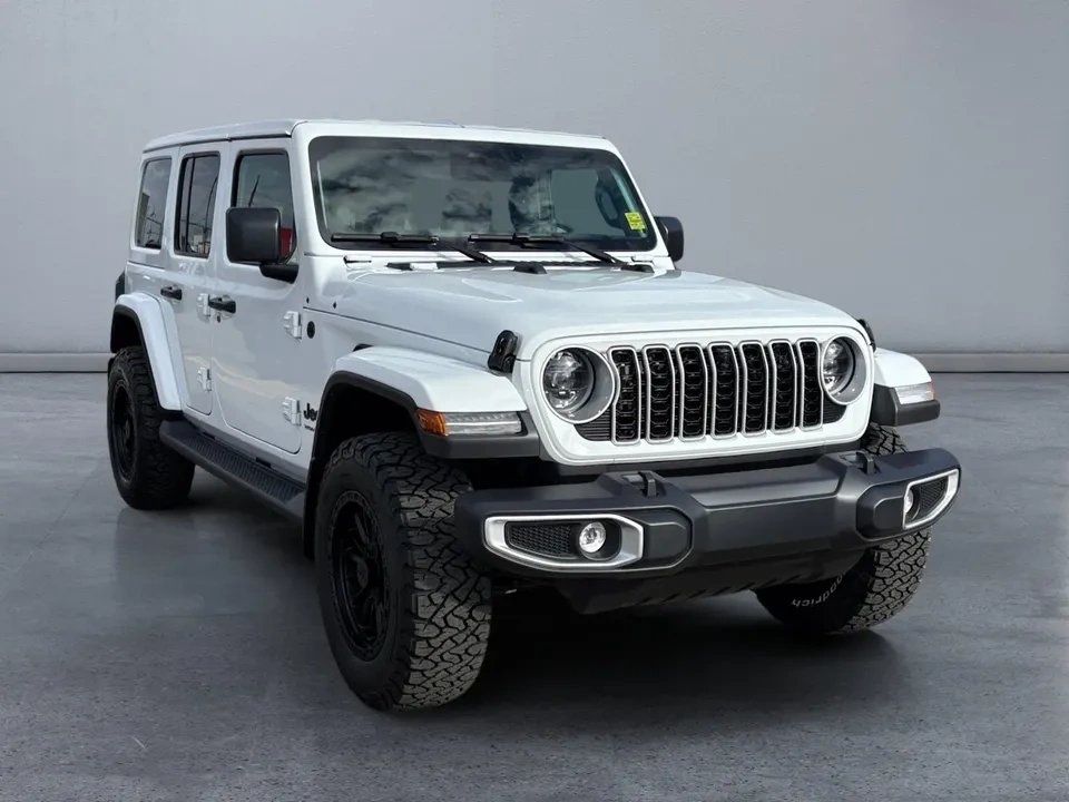 2026 Jeep wrangler sahara 4 door 4x4 - photo 4