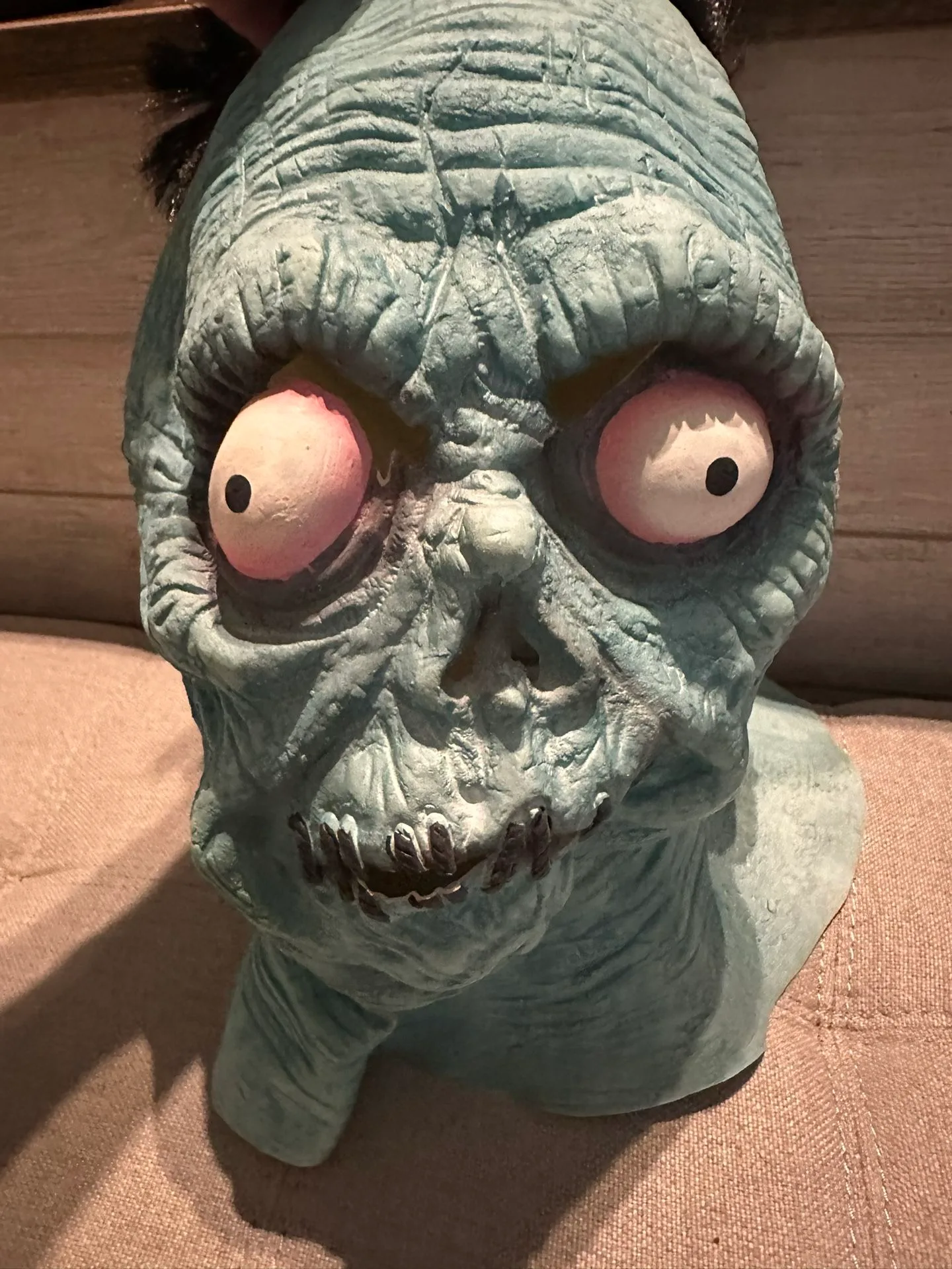 Beetle Juice Bob Halloween Mask thumbnail