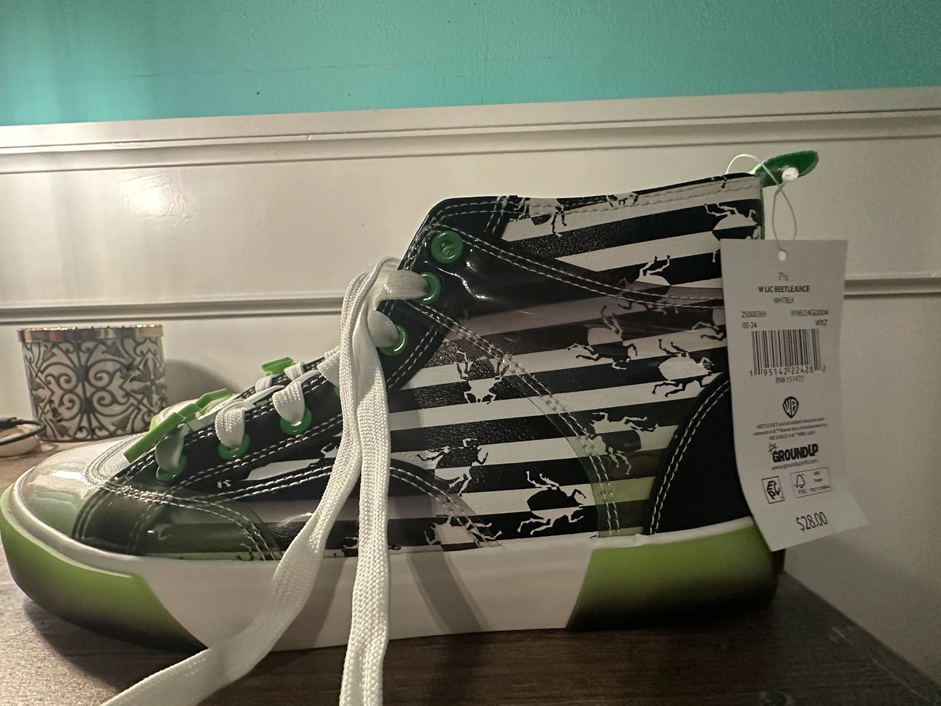 Beetle Juice Shoes image indicator(3)