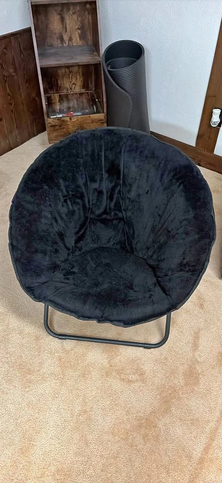 Accent lounge chair