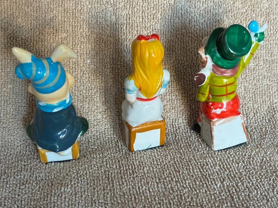 Vintage Hand-Painted Ceramic Alice In Wonderland Figurines - Set - photo 3