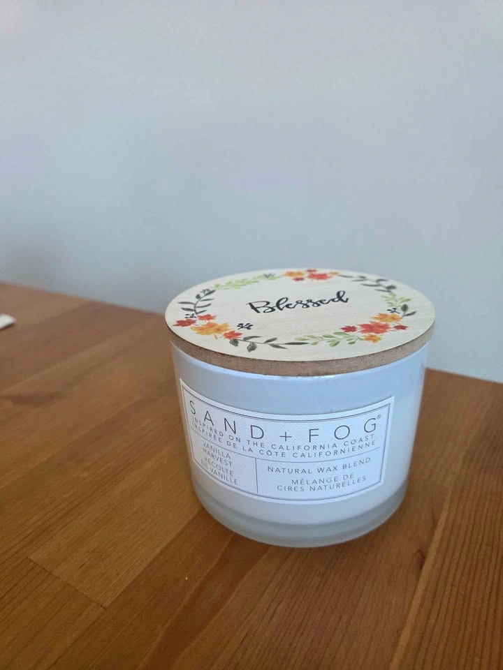 Sand + Fog Vanilla Harvest Candle - photo 2
