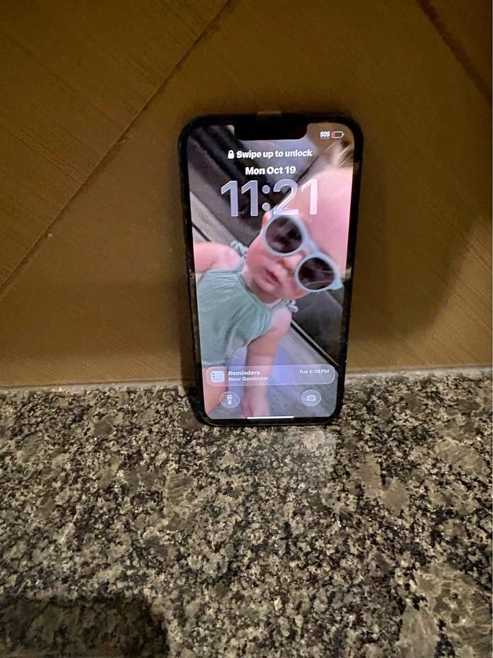 iPhone 13 128GB Midnight Black – New OLED Screen & Back Glass