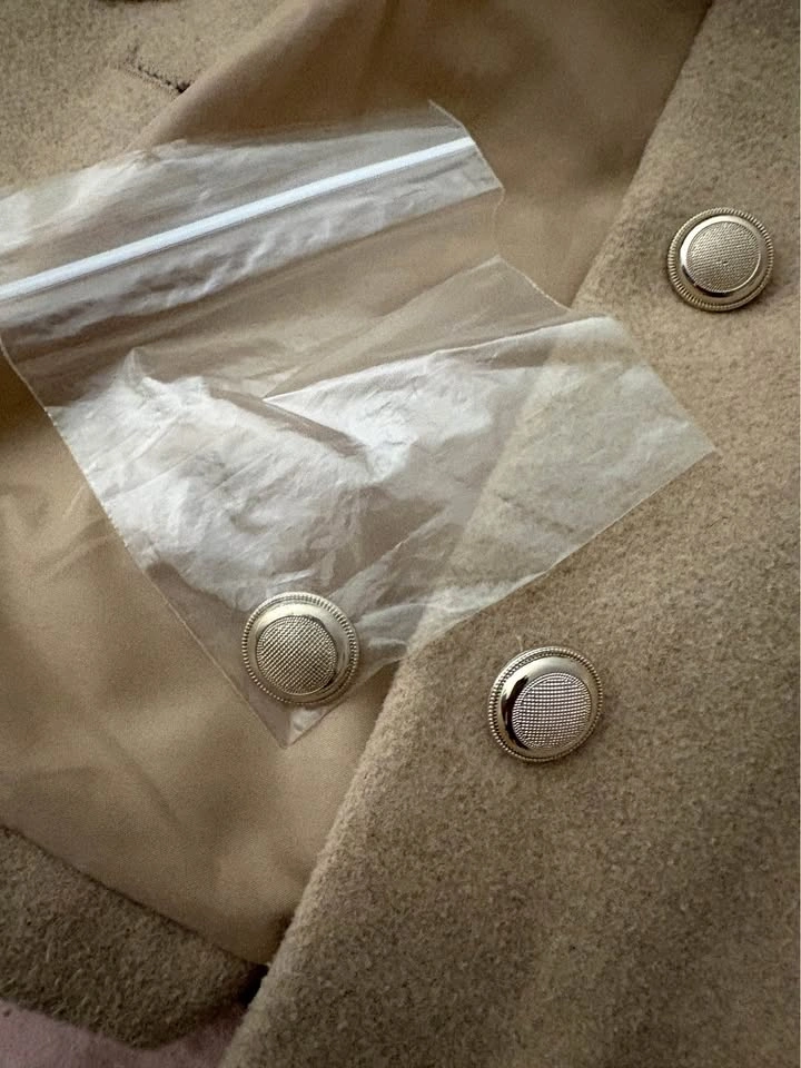 H&M Women's Wool-Blend Coat — Beige — Worn Once — Size Xxs - photo 3