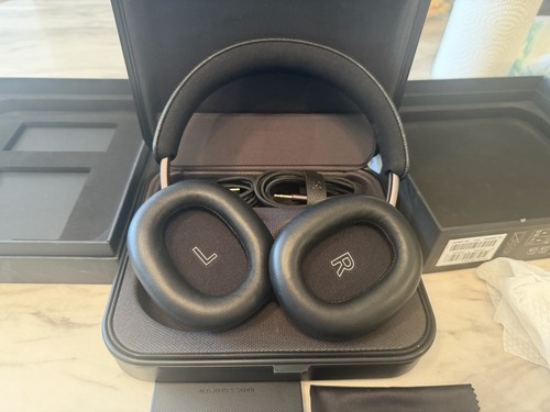 Bang & Olufsen - Beoplay H95 Premium Wireless ANC Headphones - photo 3