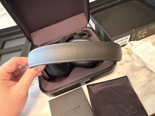 Bang & Olufsen - Beoplay H95 Premium Wireless ANC Headphones - photo 4