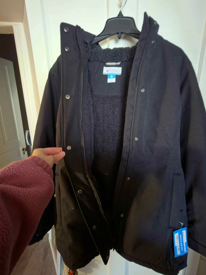 Columbia Women’s Insulated Jacket – XL – Black - photo 2