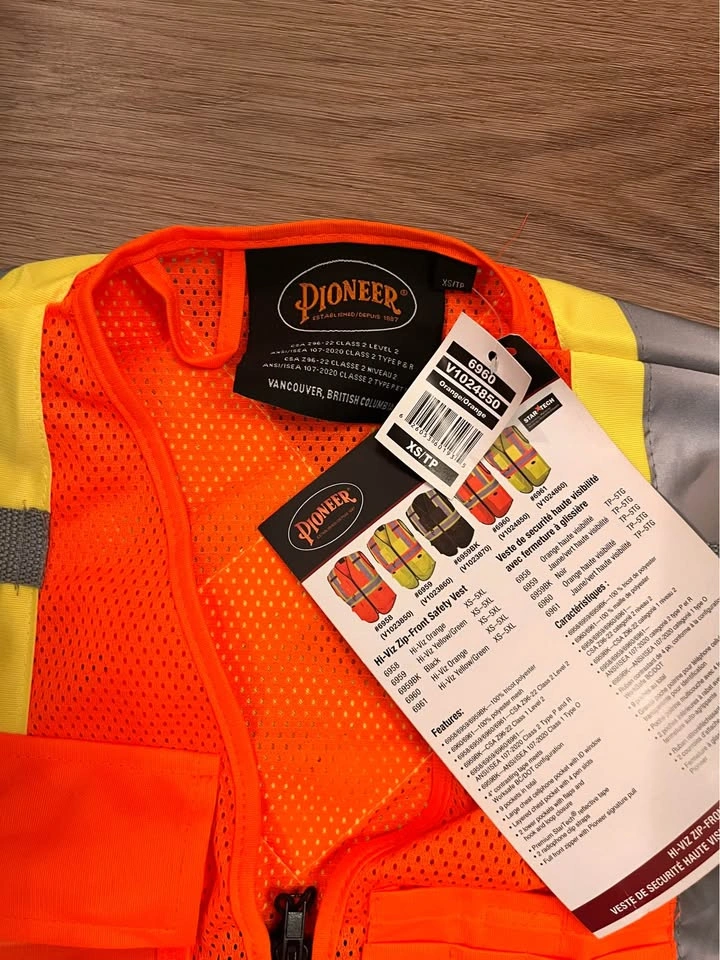 Pioneer Hi-Vis Safety Vest - Brand New with Tags - Size XS - photo 4