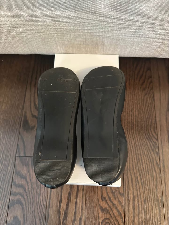 Girls Ballet Flat Shoes - Nordstrom - EUC - photo 5