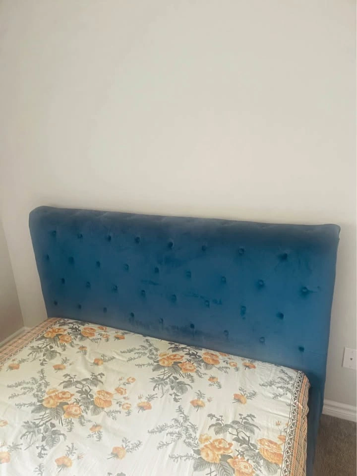 Blue Velvet Queen Sleigh Bed Frame - photo 2