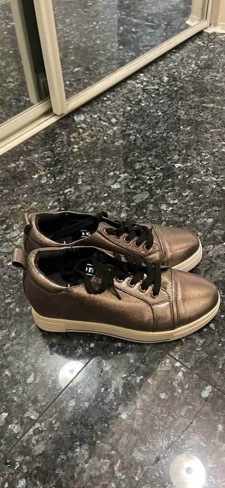 Keri Metallic Bronze Sneakers - photo 2