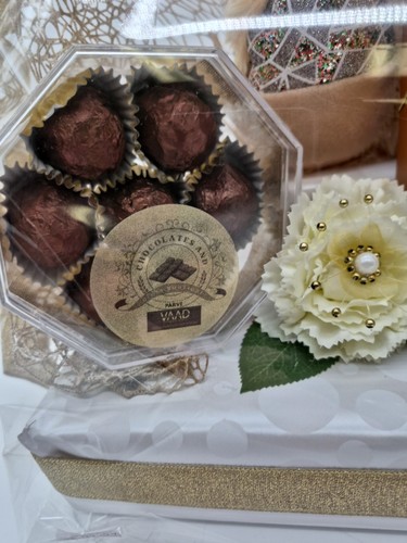 Golden Teddy Bear Chocolates Basket - photo 2