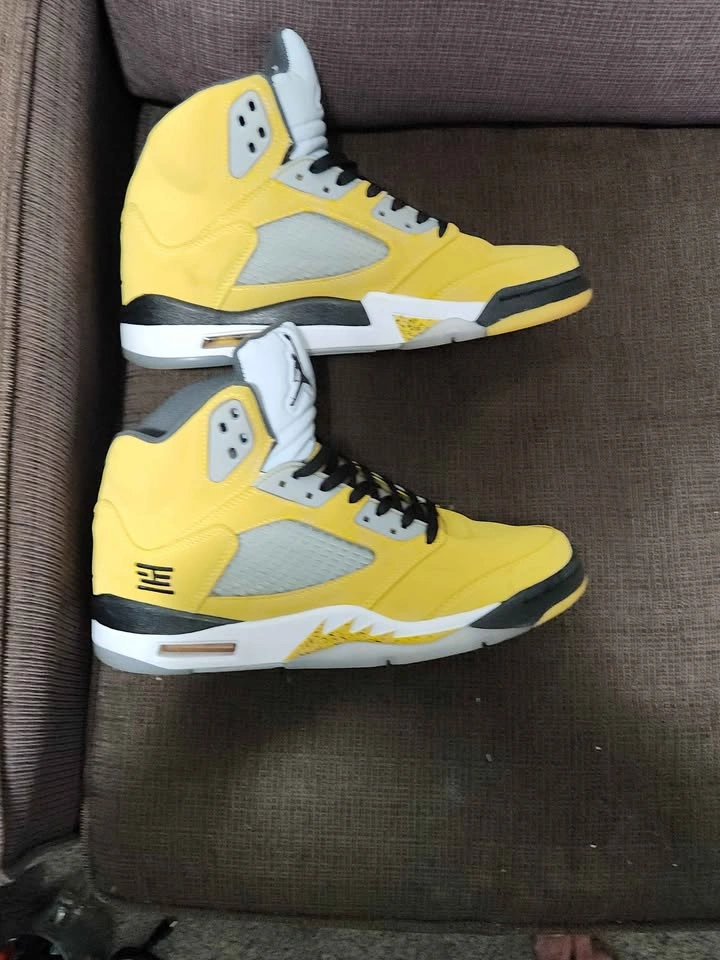 Jordan Air Jordan 5 Retro Tokyo T23 - photo 2