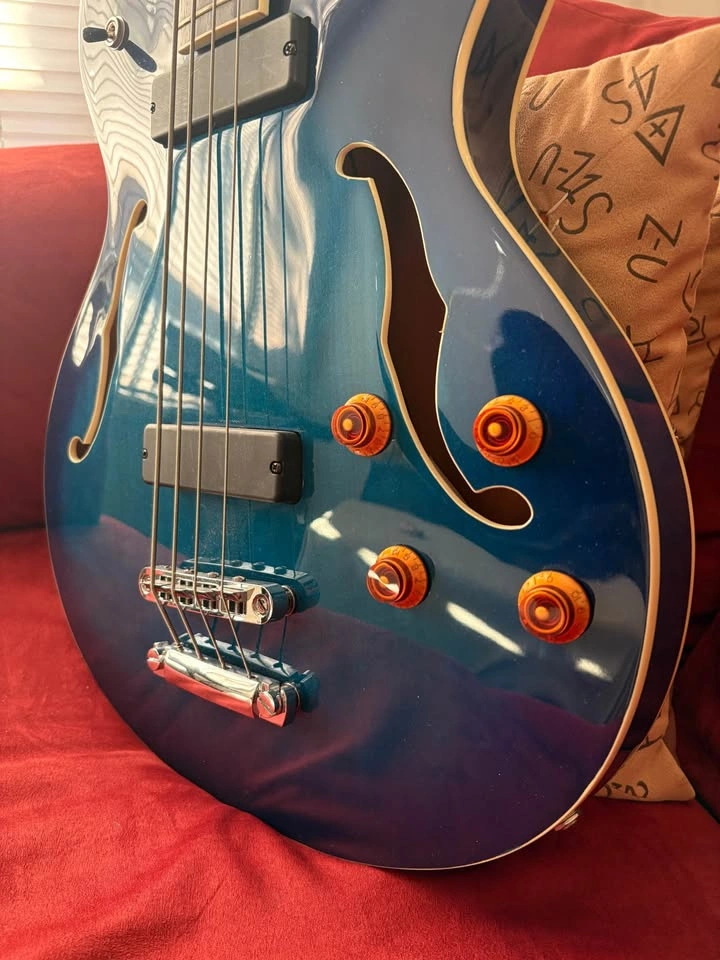 4 strings bass guitar Oscar Schmidt like new - photo 3