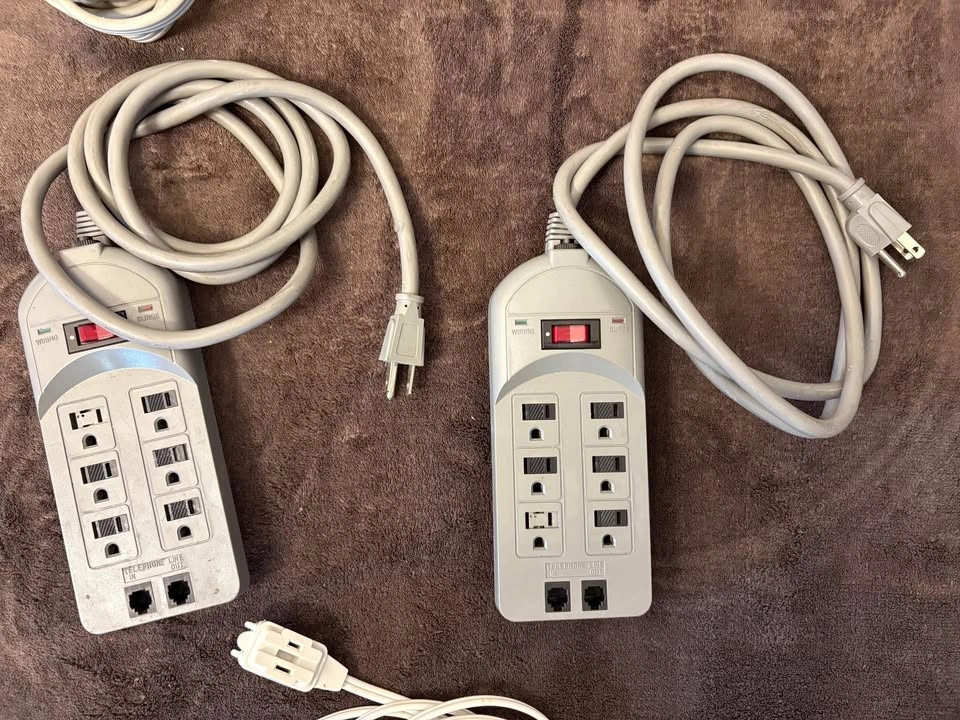 Extension cord, power strip - photo 3