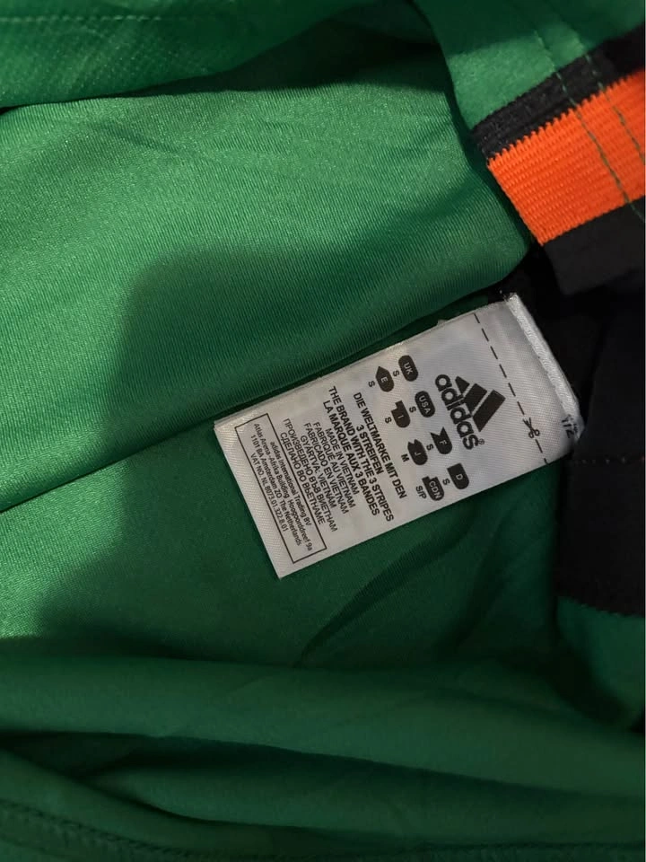 rare Jeremy Lin New York Knicks Official NBA Jersey Adidas green - photo 4